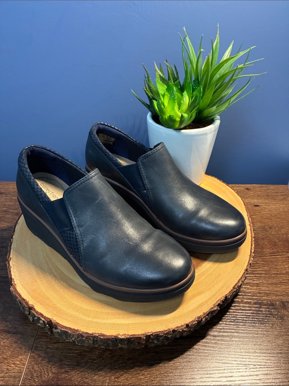 Clarks - Women's Navy Slip-On Wedge Mules